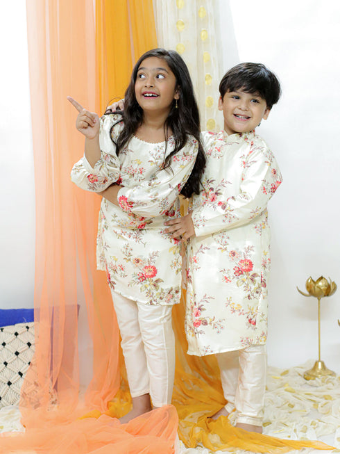 Vastramay Cream Cotton Blend Floral Print Kurta Pyjama Sibling Set