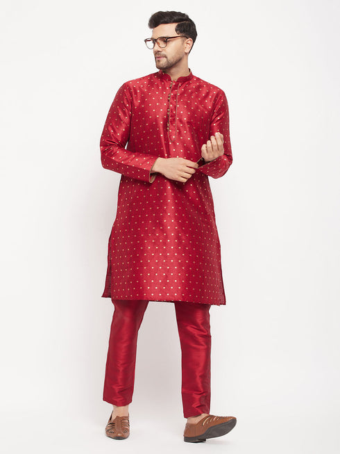 Vastramay Men's Maroon Zari Weaved Kurta And Pant Set