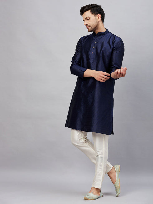 Vastramay Men's Navy Blue Woven Kurta With pant Set