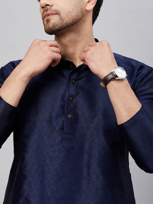 Vastramay Men's Navy Blue Woven Kurta With pant Set
