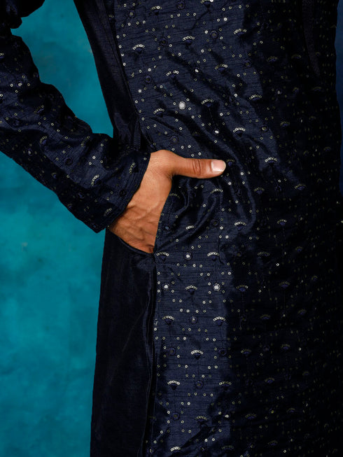 Vastramay Men's Blue Silk Blend Embellished Kurta