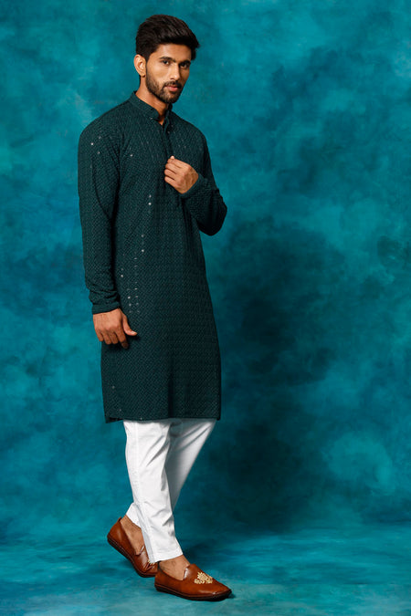 VM By VASTRAMAY Men's Green Rayon Schiffli Kurta And Pant Set