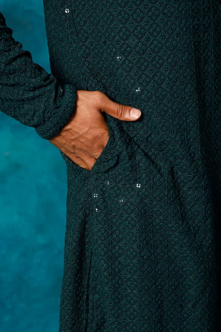 VM By VASTRAMAY Men's Green Rayon Schiffli Kurta And Pant Set