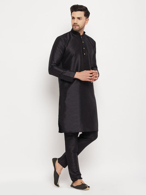 Vastramay Men's Black Silk Blend Kurta and Black Pant Style Pyjama Set