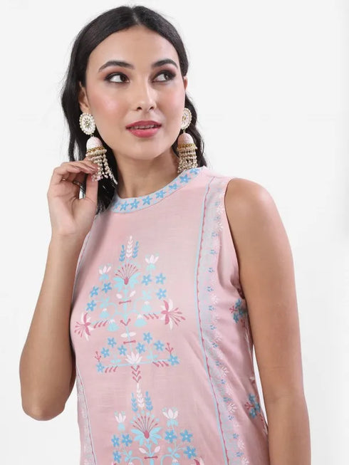 Vasthrlay Women Pink Printed Straight Kurtas