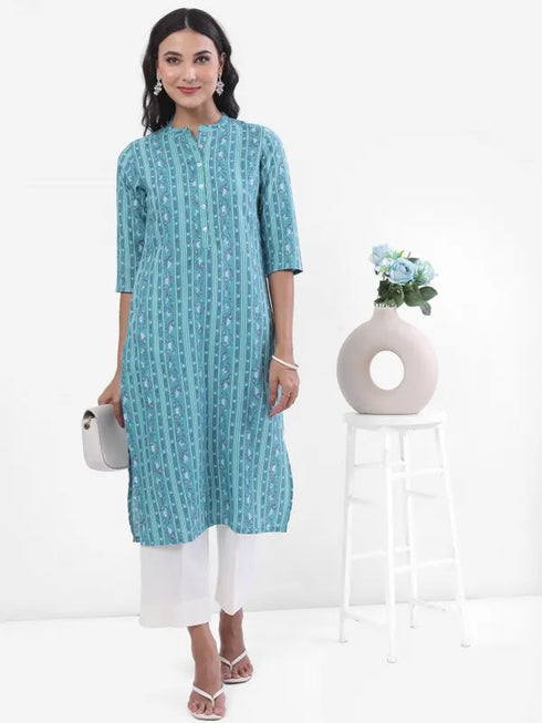 Vasthrlay Women Blue Printed Straight Kurtas