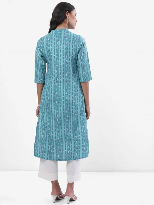 Vasthrlay Women Blue Printed Straight Kurtas