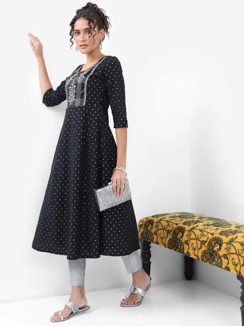 Vasthrlay Black Printed A-Line Kurtas
