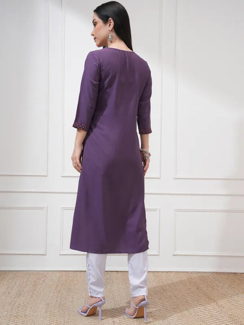 Vasthrlay Purple Printed Straight Kurtas