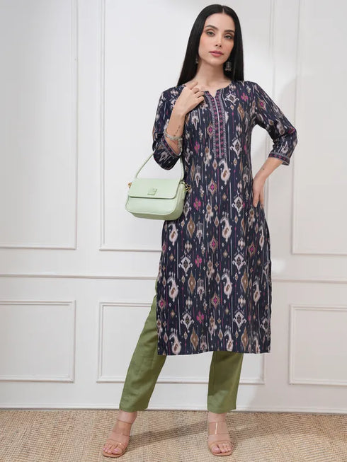 Vasthrlay Women Blue Printed Straight Kurtas