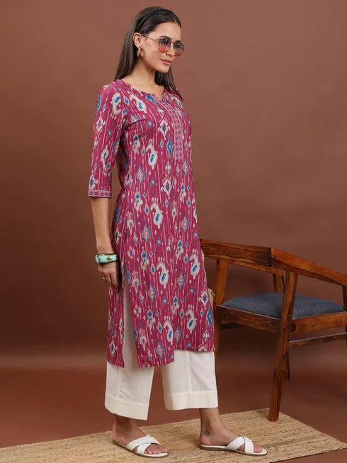 Vasthrlay Women Magenta Printed Straight Kurtas