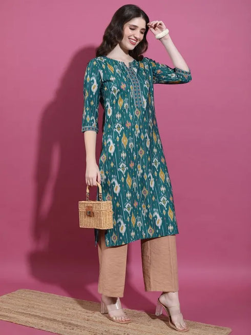 Vasthrlay Women Green Printed Straight Kurtas
