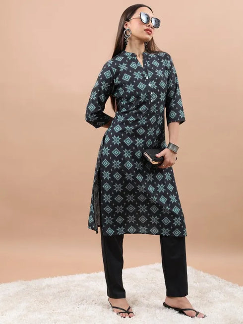 Vasthrlay Women Black Printed Straight Kurtas