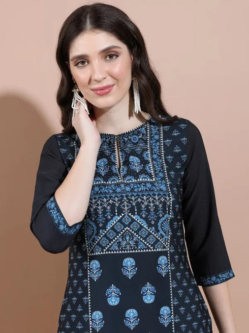 Vasthrlay Navy Blue Printed Straight Kurtas
