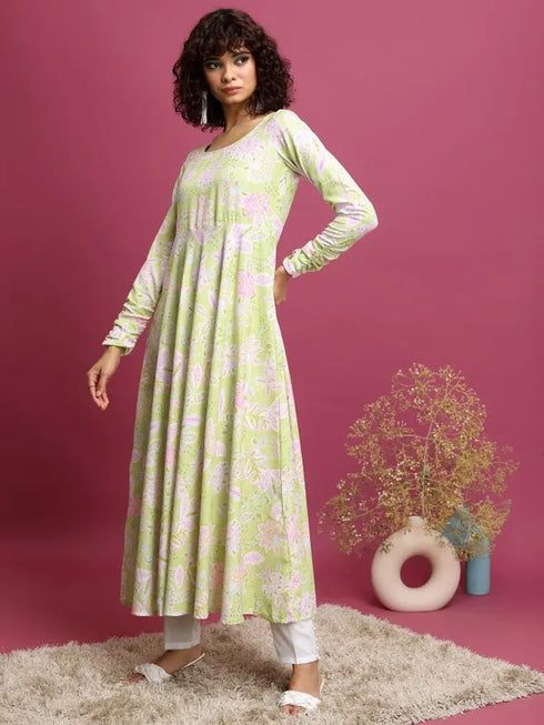 Vasthrlay Women Green Printed A-Line Kurtas