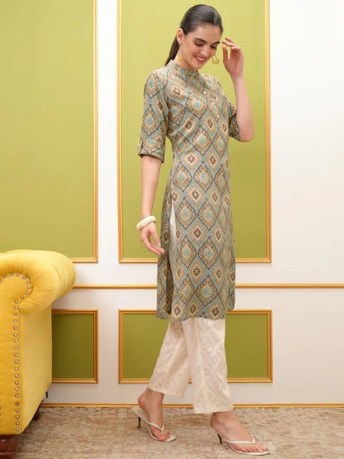Vasthrlay Women Brown Printed Straight Kurtas