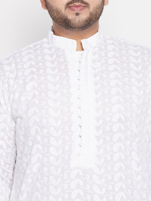 Vastramay Men's Plus Size White Chikankari Embroidered Kurta