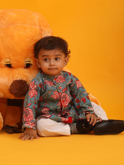 Vastramay SISHU Boy's Green Kalamkari Floral Printed Cotton Kurta Pyjama Set