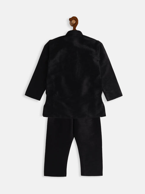 Vastramay SISHU Boy's Black Silk Blend Kurta Pyjama Set