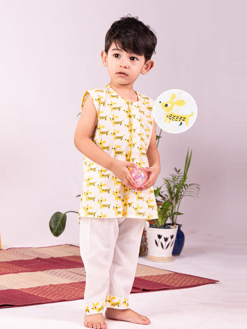 Vastramay Infant Boy's Yellow Cotton Kurta Pyjama Set