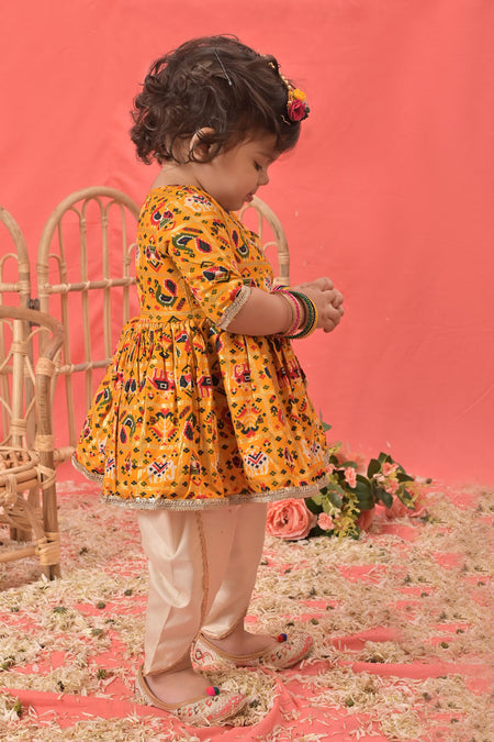 VASTRAMAY SISHU Girls Yellow Angrakha Style Patola Print Kurta Dhoti Set