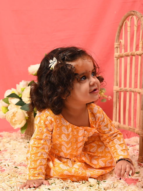 Vastramay SISHU Girl's Orange Chikankari Cotton Kurta