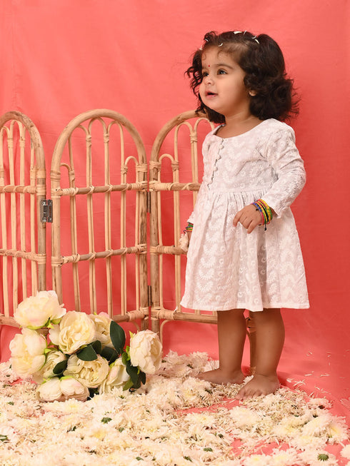 Vastramay SISHU Girl's White Chikankari Cotton Kurta