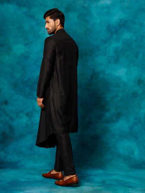 Vastramay Men's Black Pleated Kurta