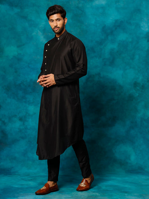 Vastramay Men's Black Pleated Kurta