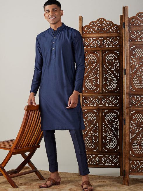 Vastramay Men's Navy Blue Viscose Kurta