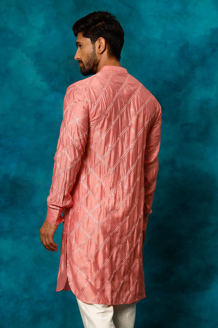 SHRESTHA BY VASTRAMAY Men's Onion Pink Embellished Kurta