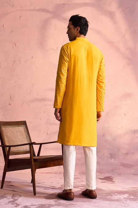 SHRESTHA By VASTRAMAY Men's Yellow Georgette Zari With Sequins Worked Kurta pant Set