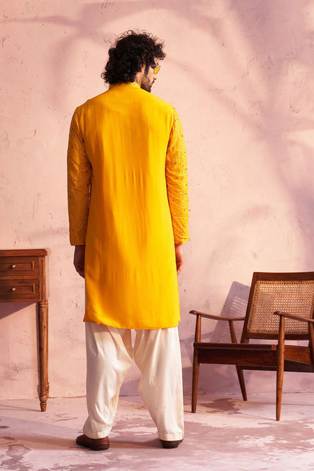 SHRESTHA By VASTRAMAY Men's Yellow Georgette Zari With Sequins Worked Kurta Patiala Set