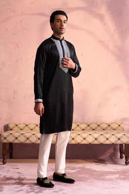 SHRESTHA BY VASTRAMAY Men's Black Silk Machine Embroidered Kurta Pyjama
