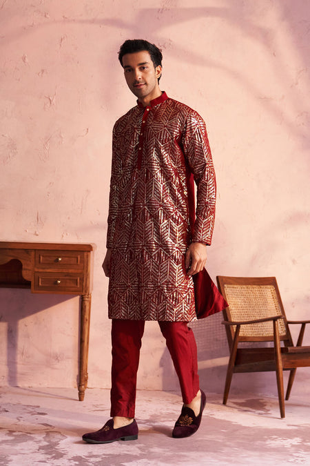 SHRESTHA BY VASTRAMAY Men's Maroon Georgette Embellished Kurta Pant Set