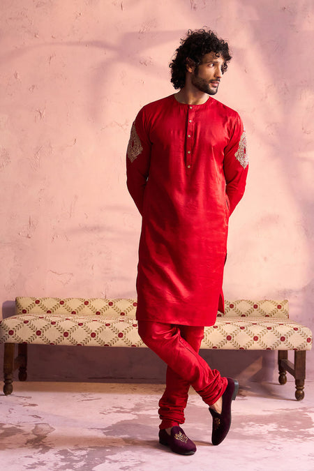 SHRESTHA By VASTRAMAY Men's Red Silk Blend Embroidered Kurta