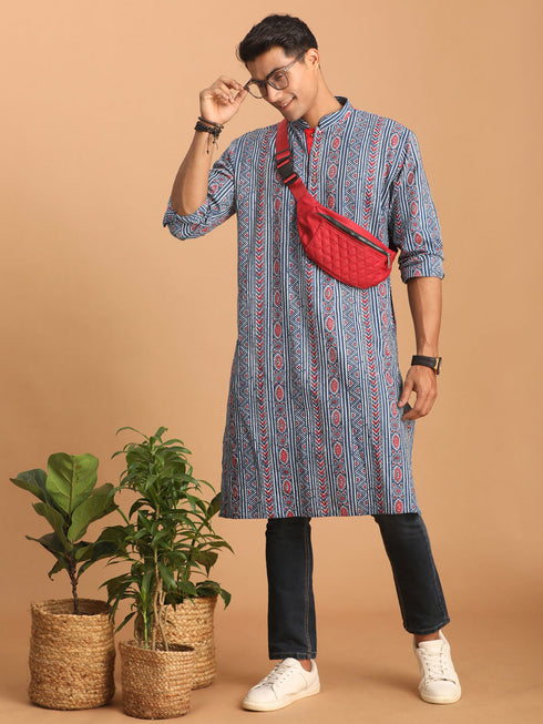 Vastramay Men's Indigo Printed cotton Kurta