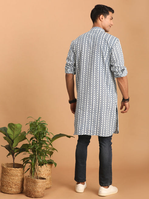 Vastramay Men's White And Blue Geometrical Striped Printed Curved Kurta