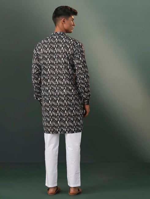Vastramay Men's Black Jacquard Cotton Kurta Pyjama Set