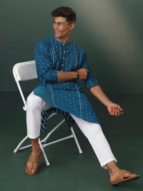 Vastramay Men's Turquoise Blue Jacquard Cotton Kurta