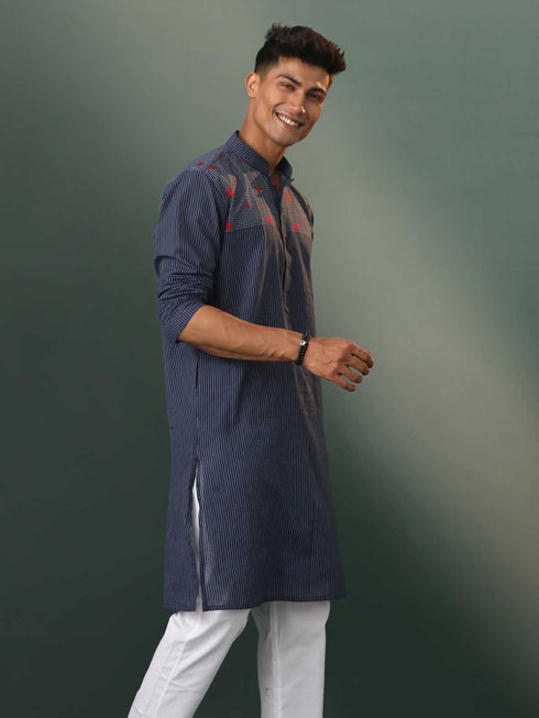 Vastramay Men's Navy Blue Striped Cotton Kurta