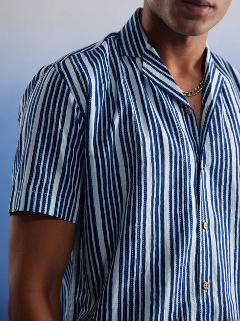 Vastramay Men's Blue Striped Shirt