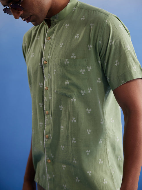 Vastramay Men's Green Booti Jacquard Cotton Shirt