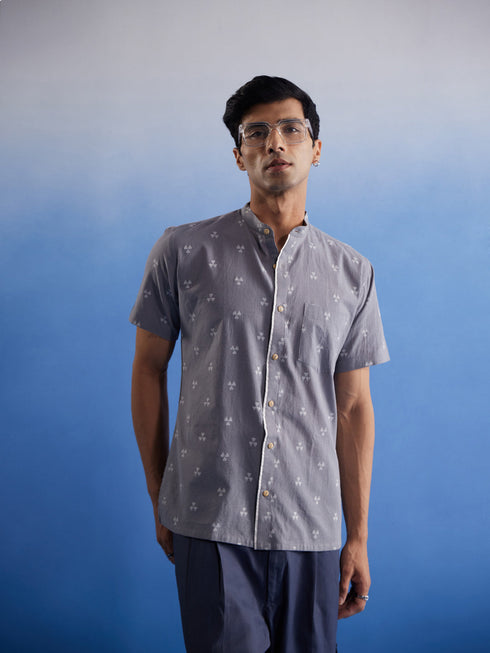 Vastramay Men's Grey Booti Jacquard Cotton Shirt