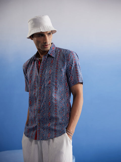 Vastramay Men's Aqua Printed Cotton Shirt