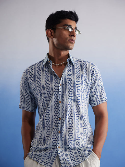 Vastramay Men's White And Blue Kantha Stich Cotton Shirt