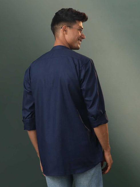 Vastramay Mens Navy Blue Cotton Blend Short Kurta