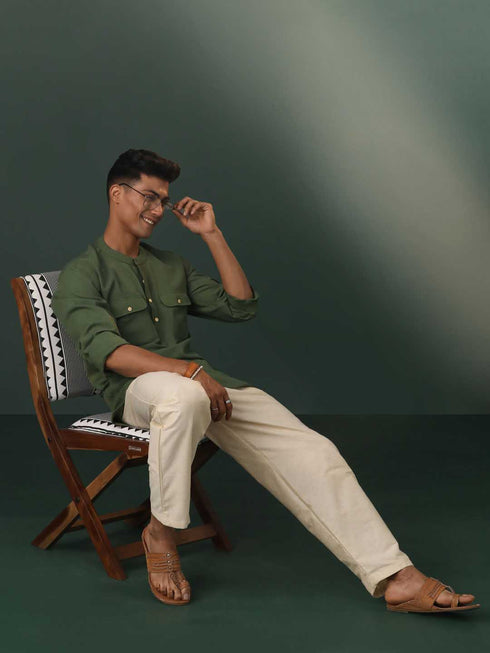 Vastramay Men's Green Cotton Cool Short Kurta