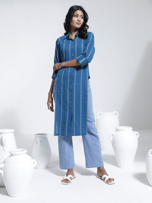 Vastramay Women's Blue Jacquard Cotton Shirt Style Kurta