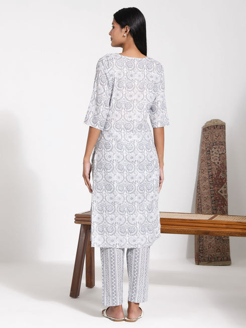 Vastramay Women's Grey Printed Cotton Kurta Pant Set